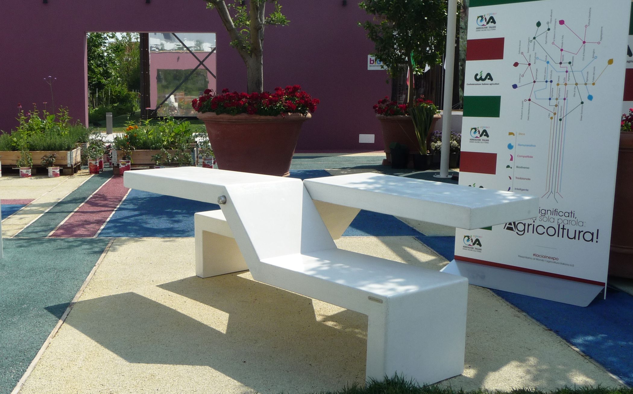 Twin Seating