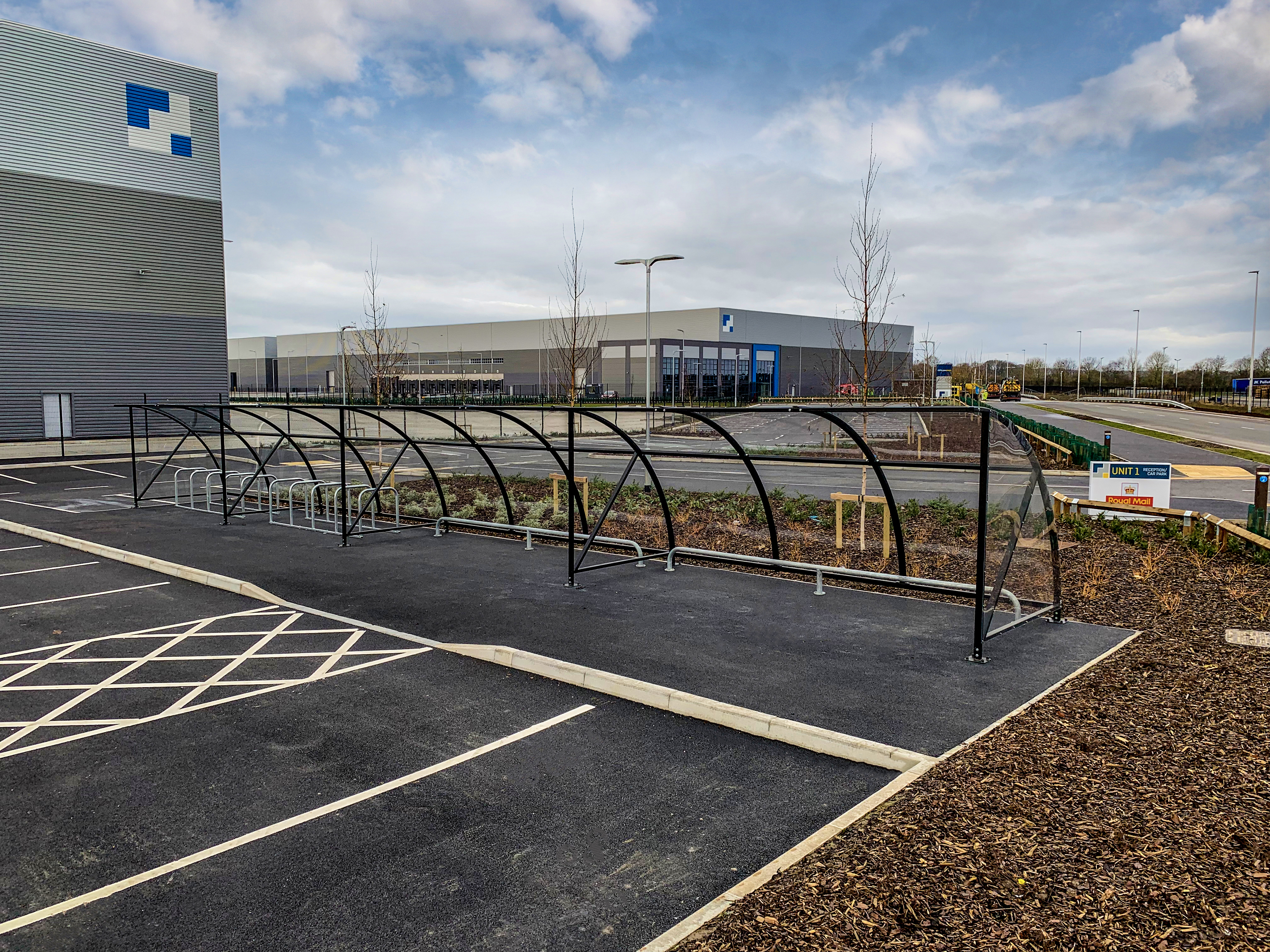 Hennessy Cycle Shelter