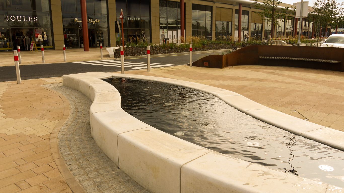 Rushden Lakes Shopping Centre, Rushden