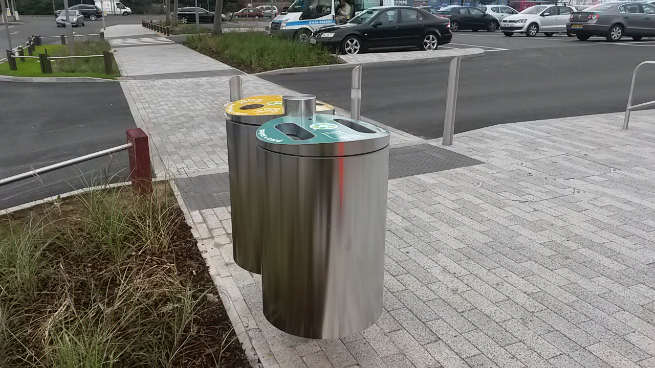 Bradford Litter Bin