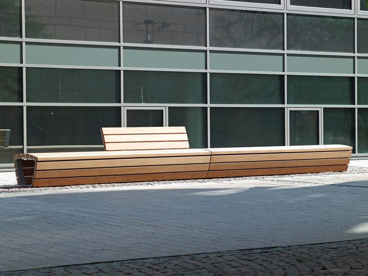 Cado Corpus Seating