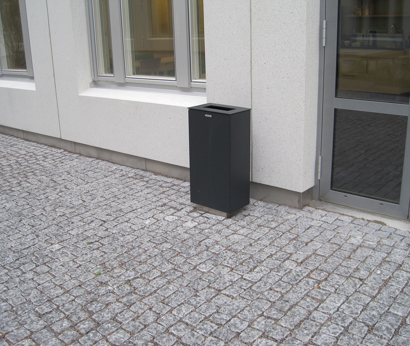 Spencer Litter Bin