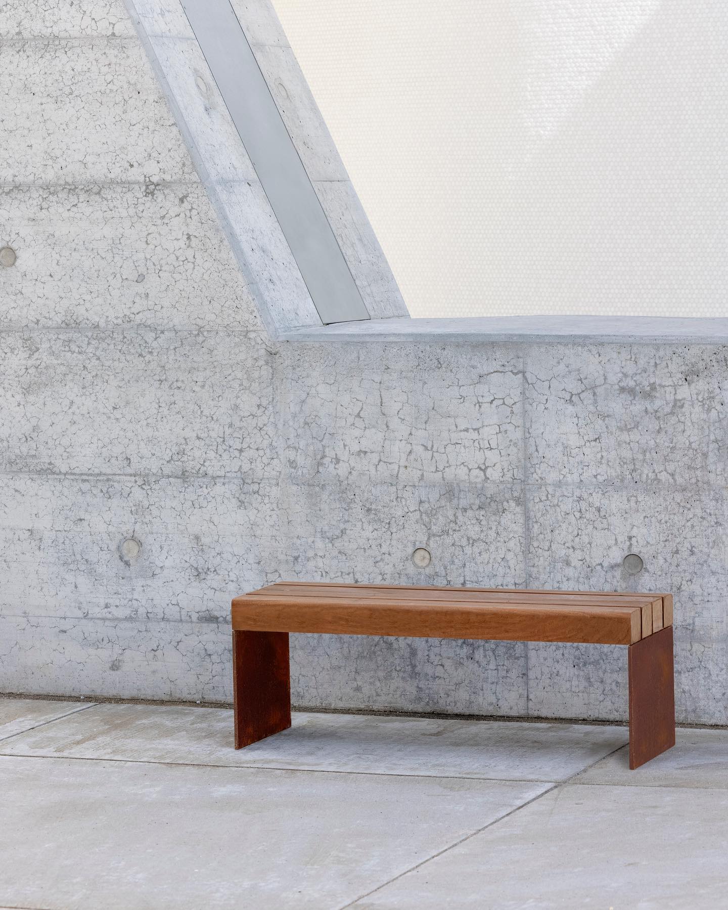 COSI Bench