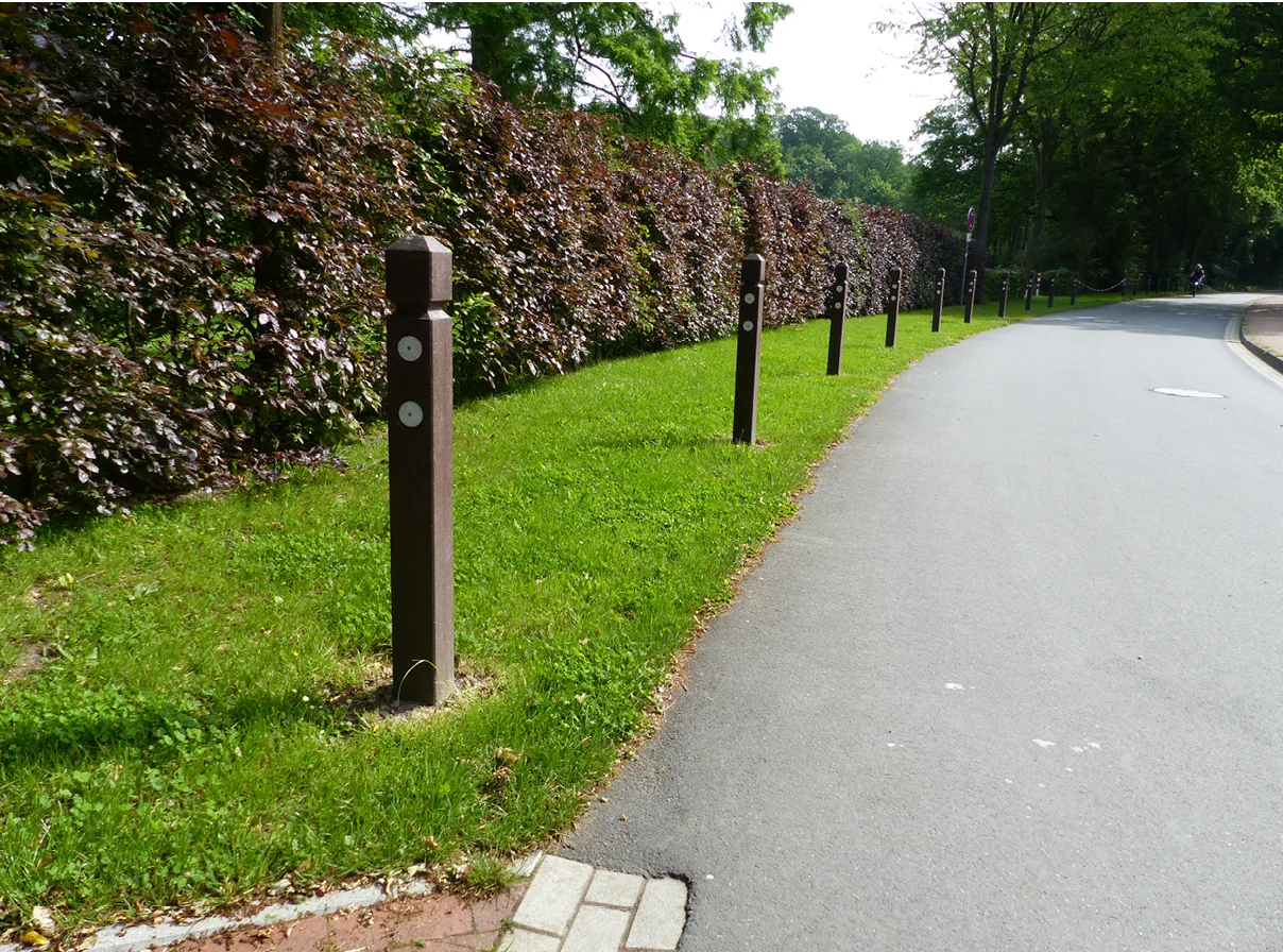 Pyramid Bollard
