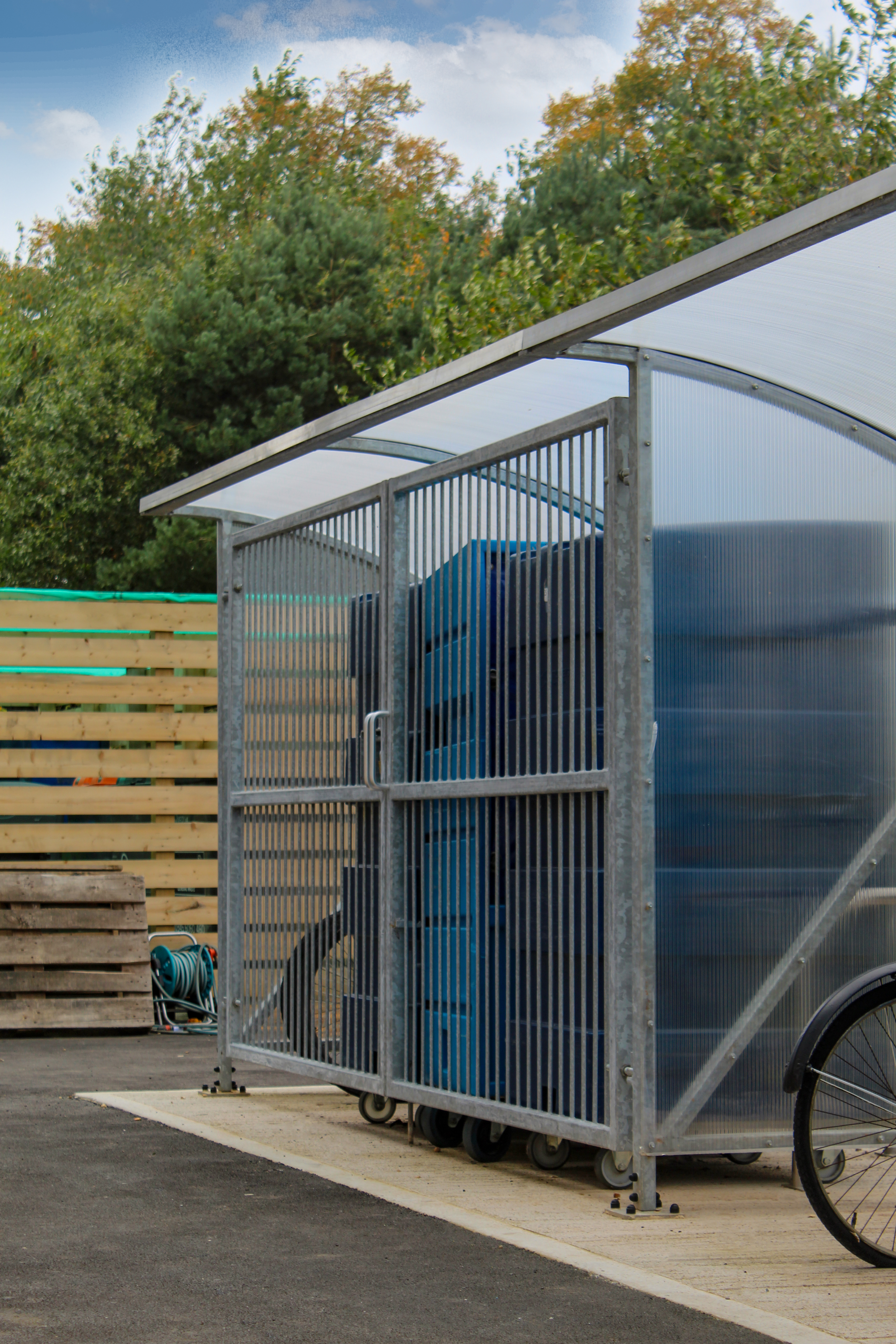 Hennessy Cycle Shelter