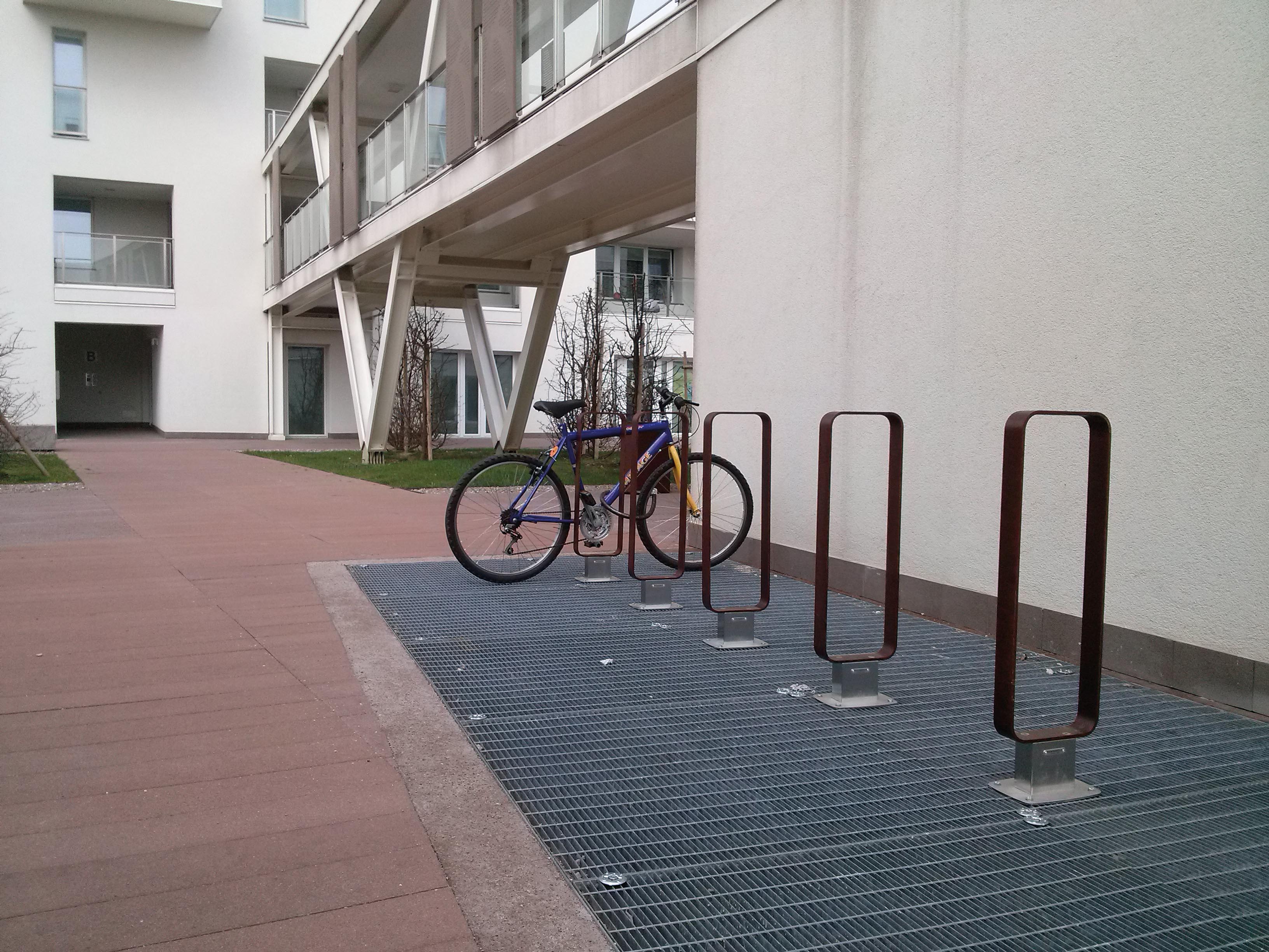 Inside Cycle Stand