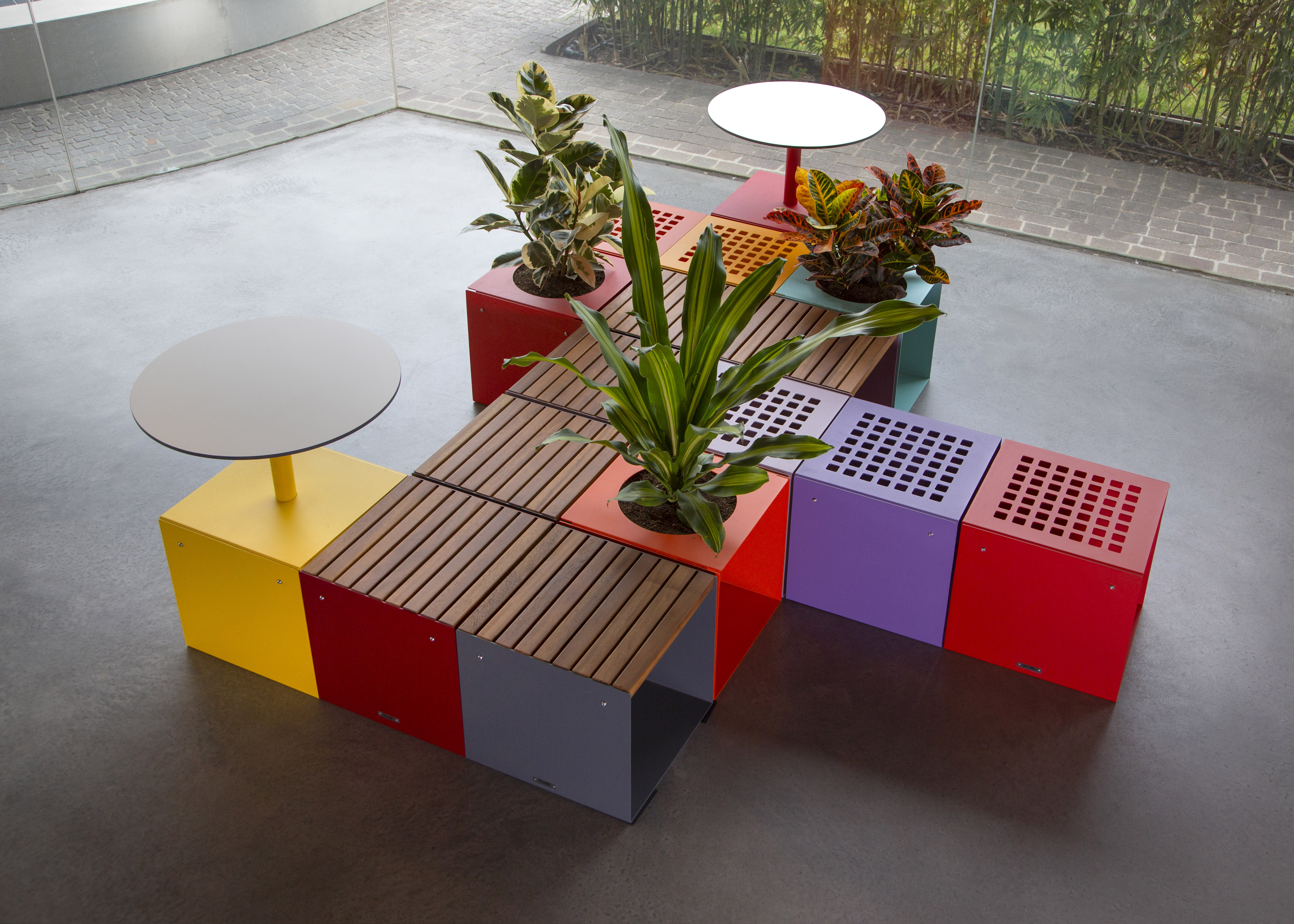 Cubik Table