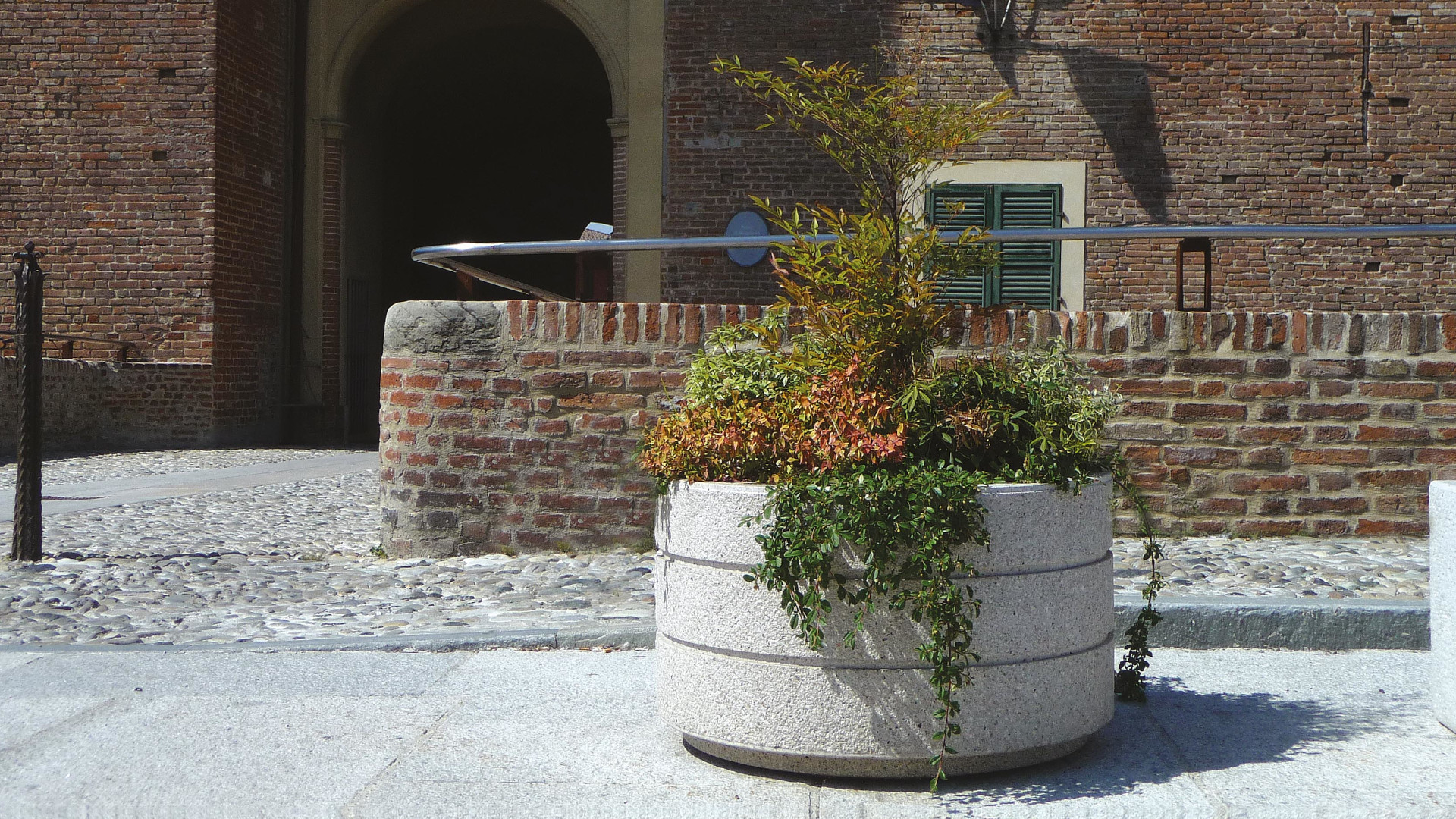 Onice Planter