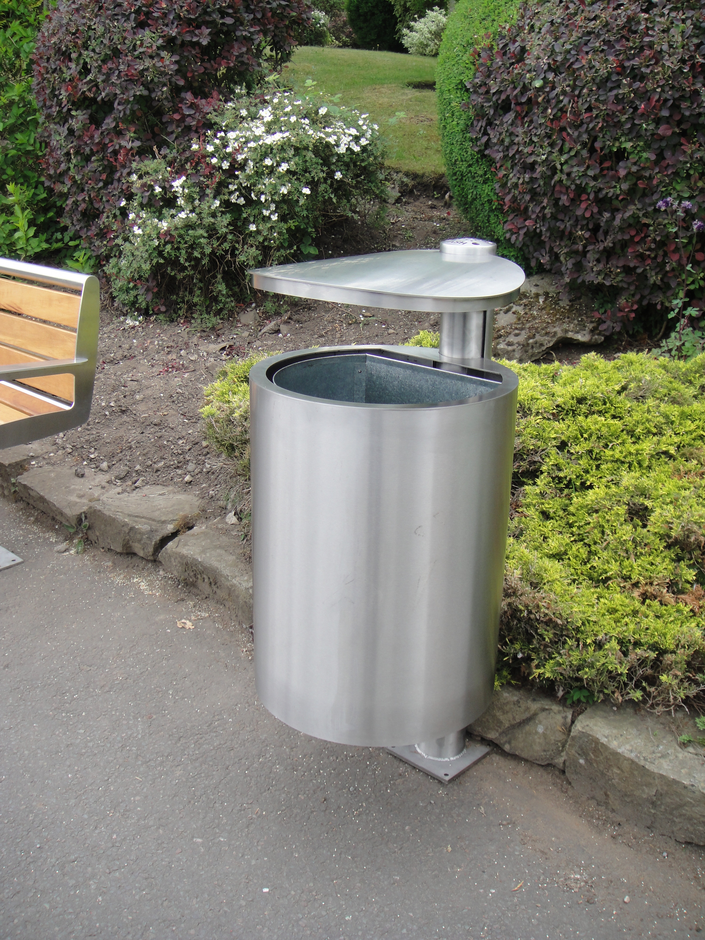 Bradford Litter Bin