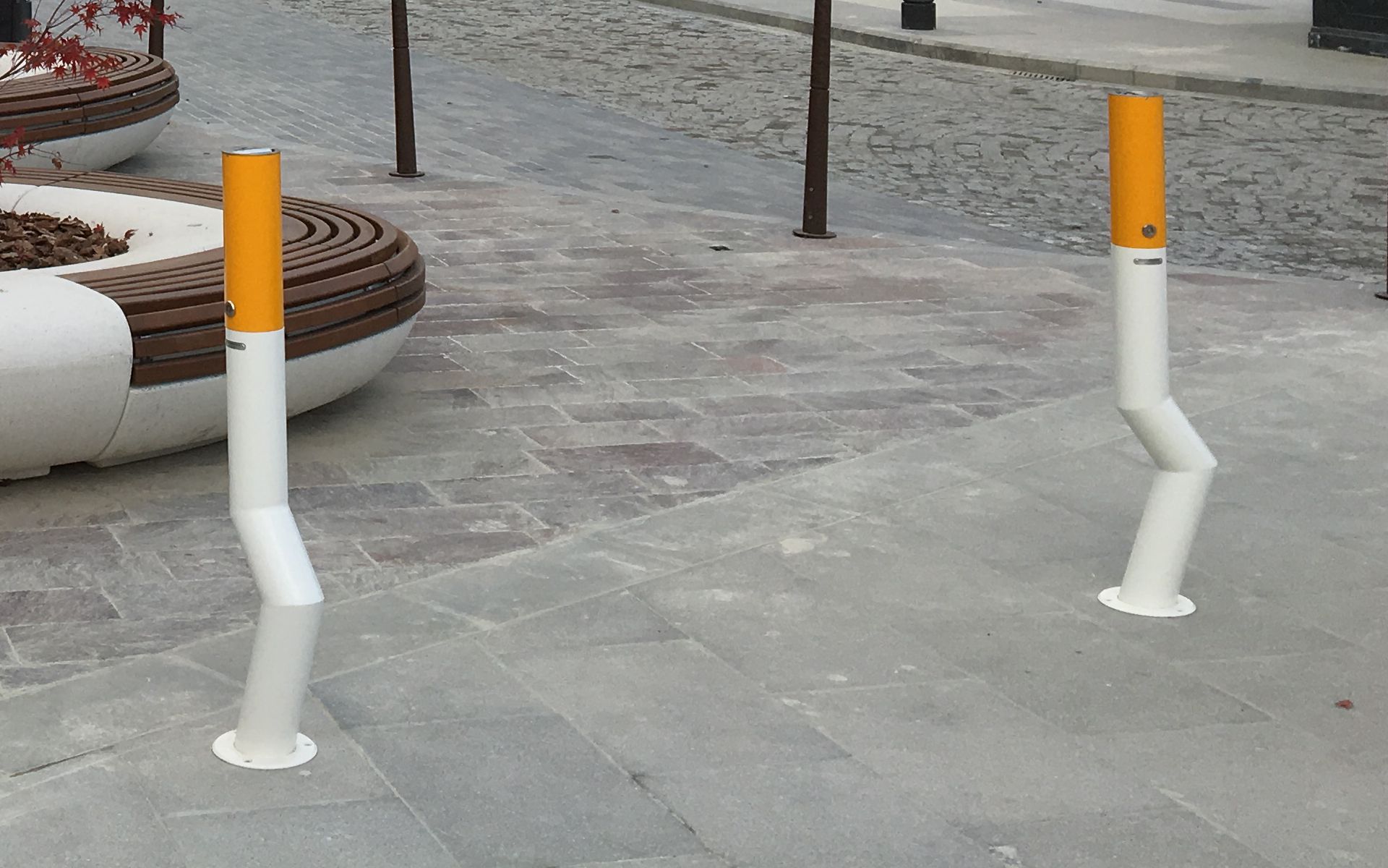 Fu Cigarette Bin