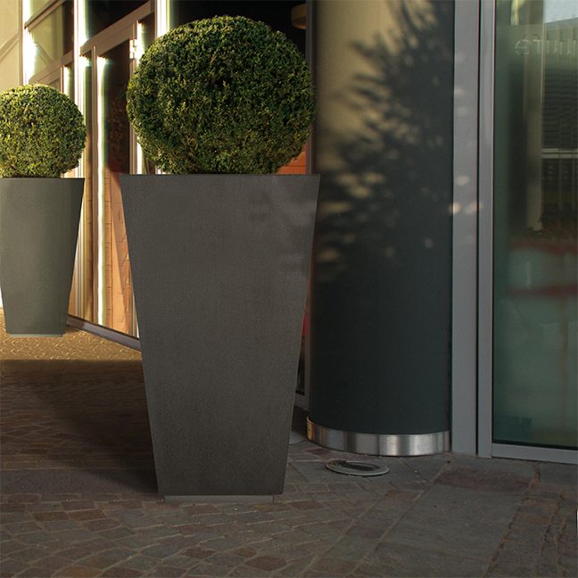 Lounge Planter