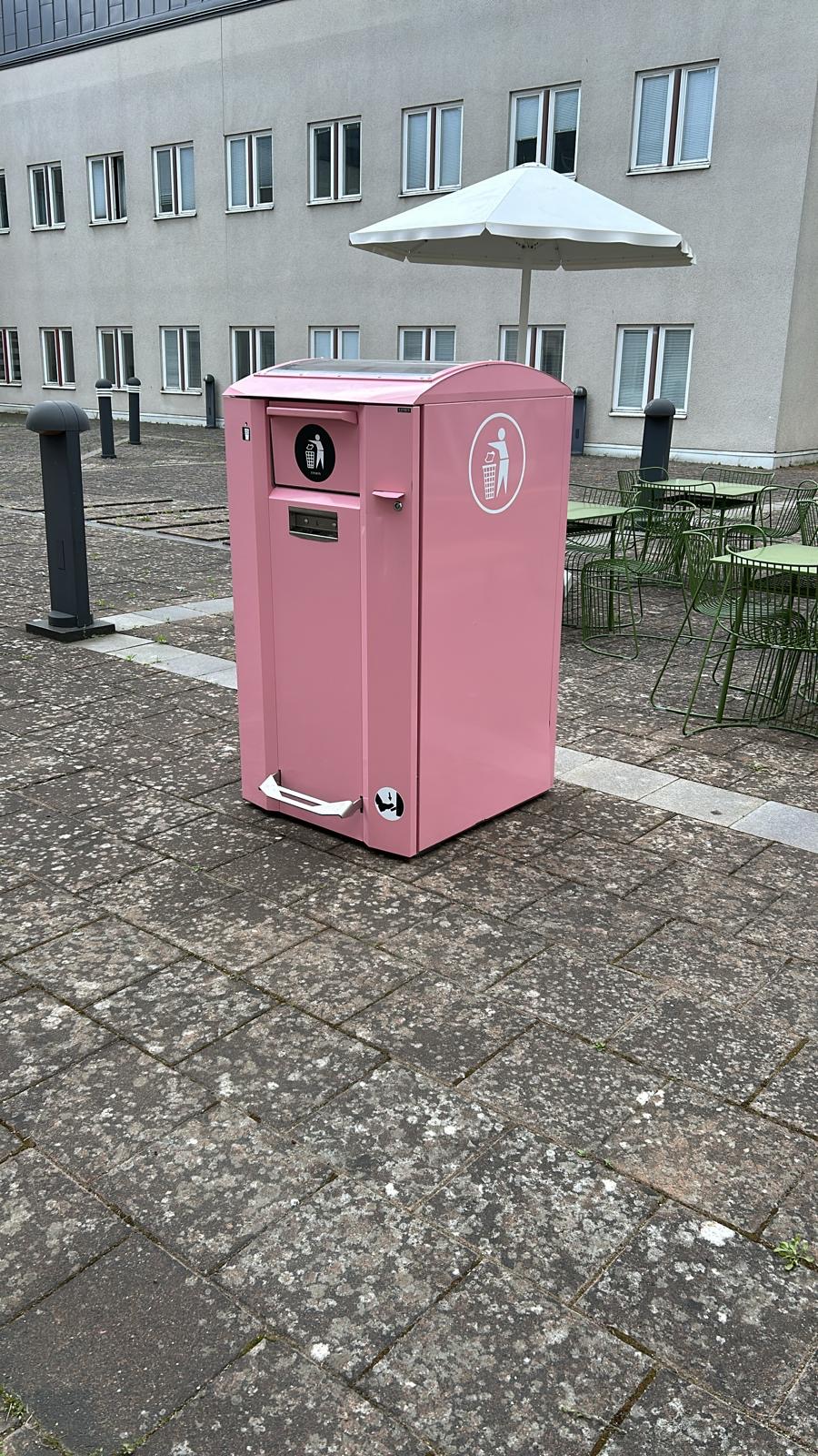 CitySolar Smart Bin