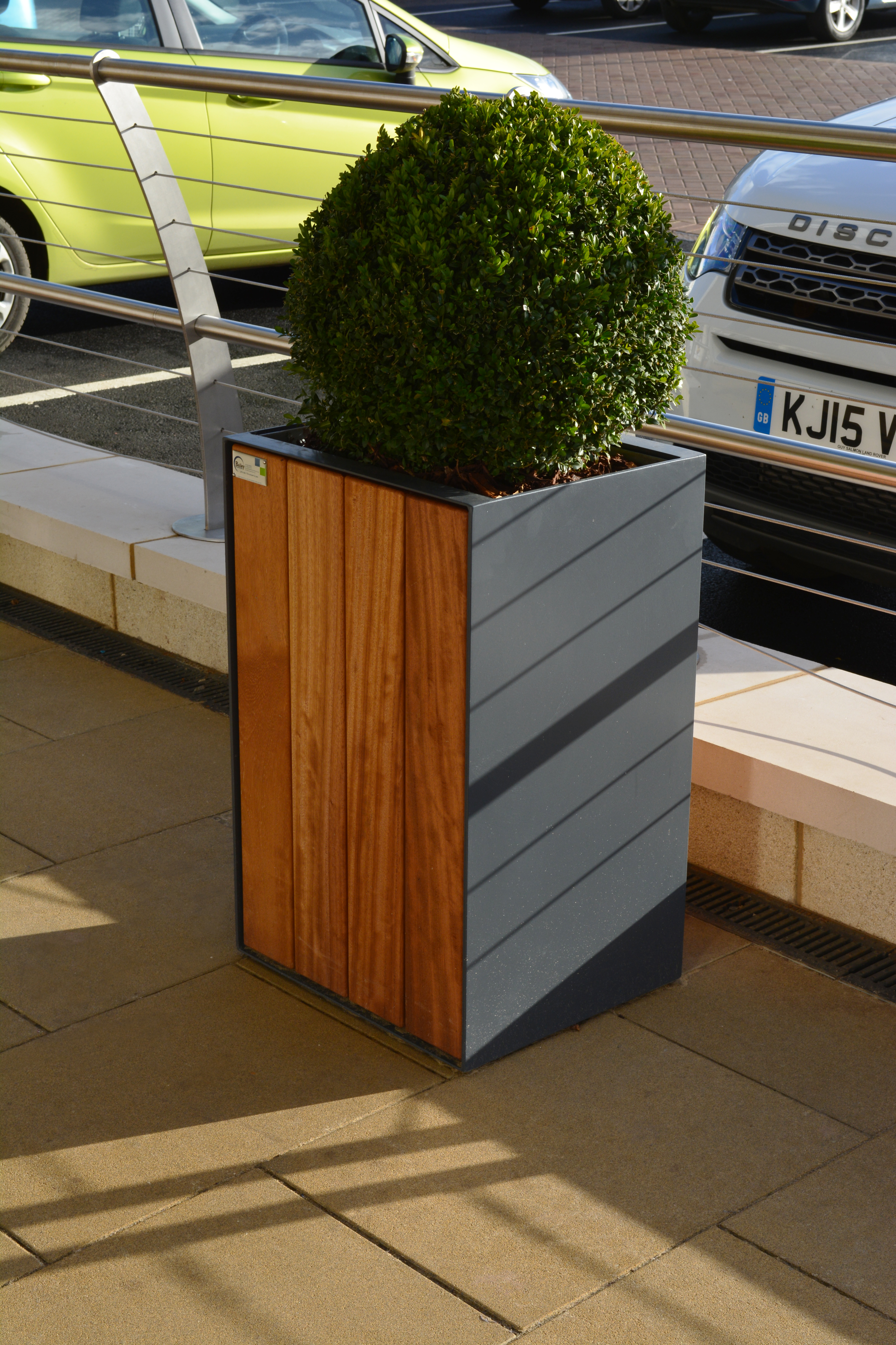 Forma Planter