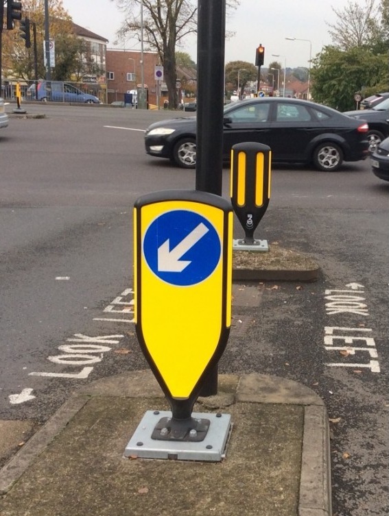 3Sixty Reflective Self-Righting Bollard