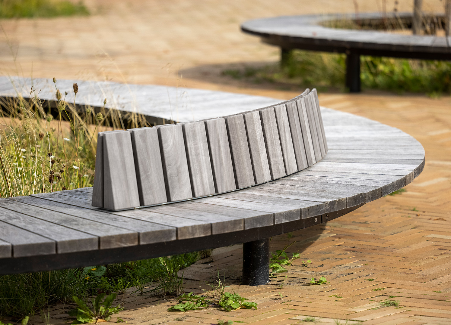 MP Round Bench