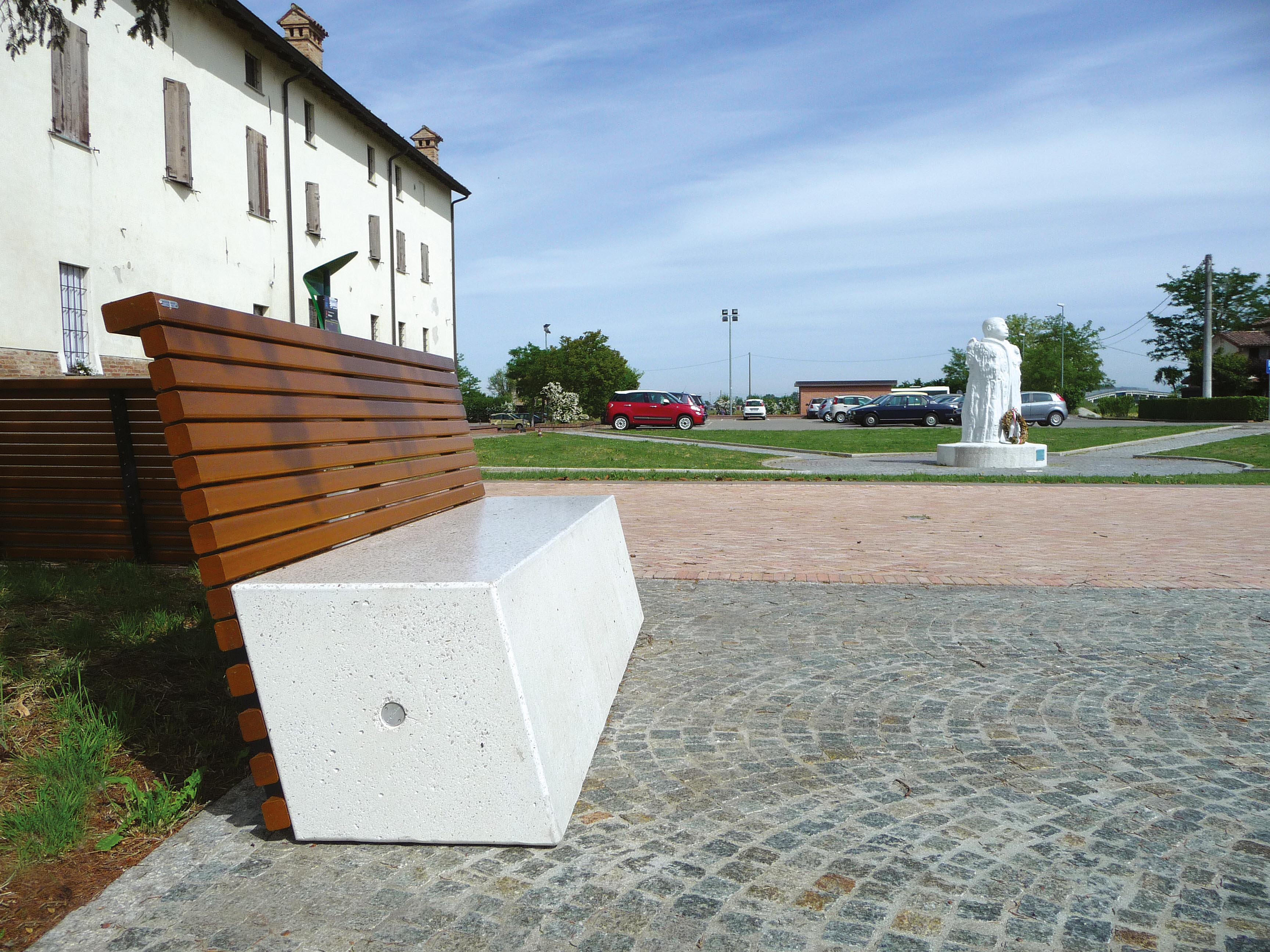 Anastasio-Makatite-Realgar Seating