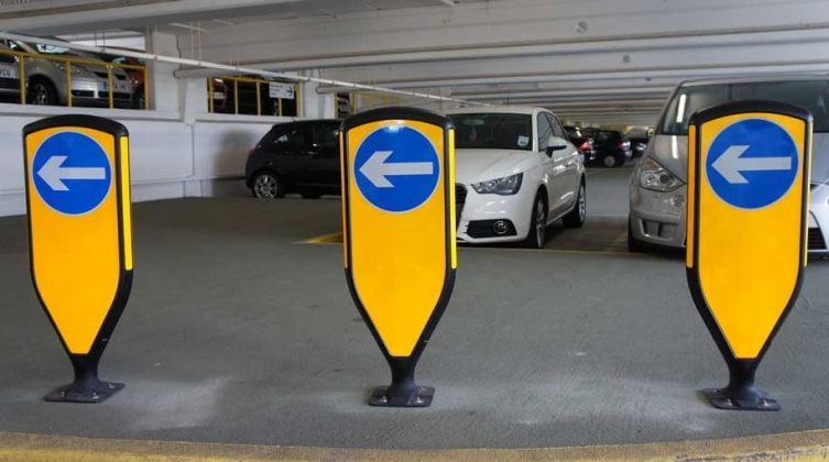 3Sixty Reflective Self-Righting Bollard