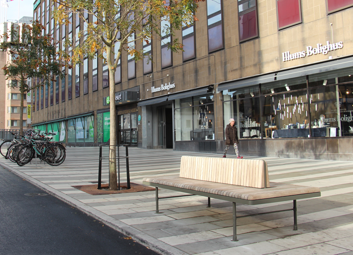 Klara Seating