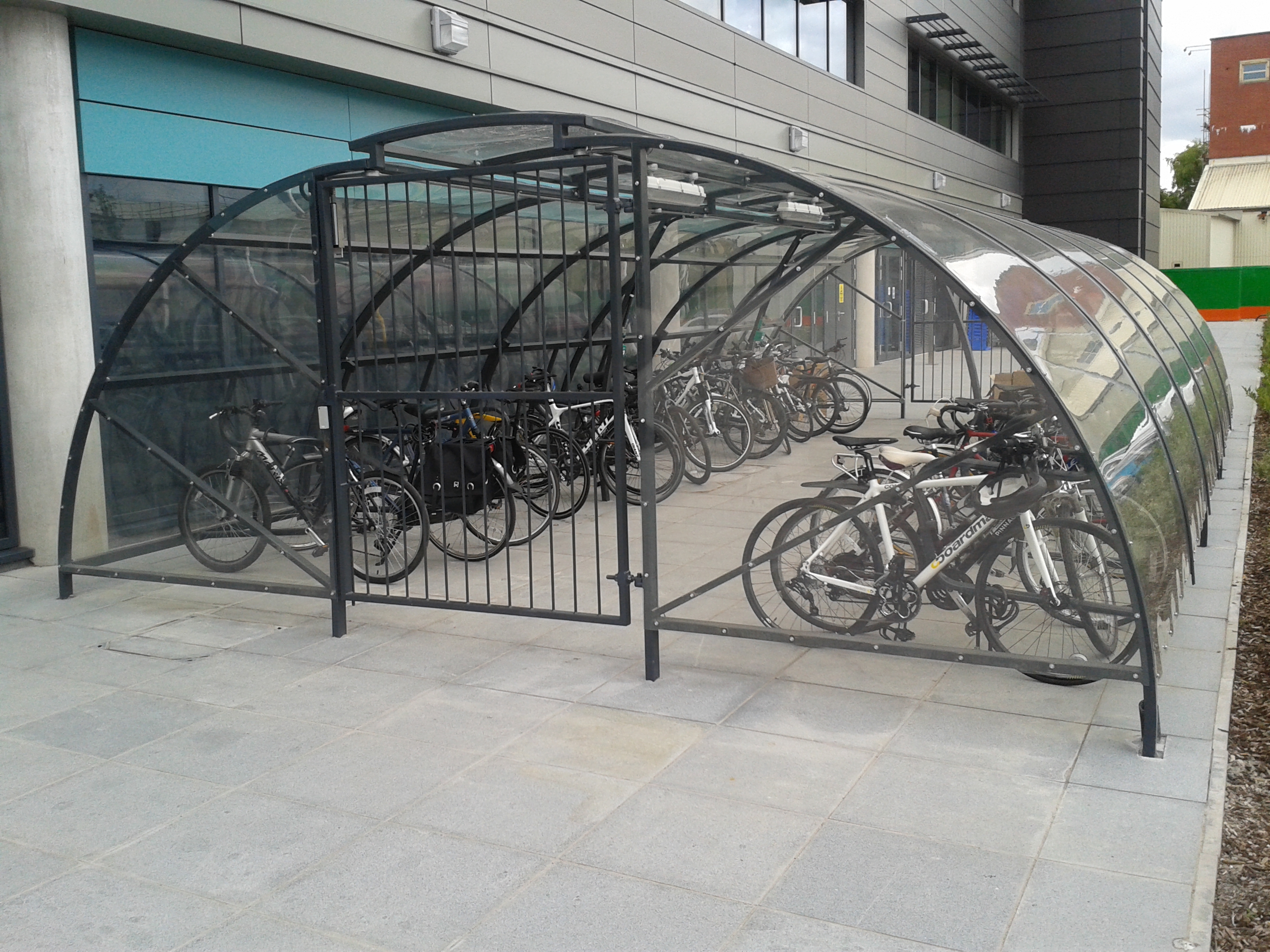 Hennessy Cycle Compound