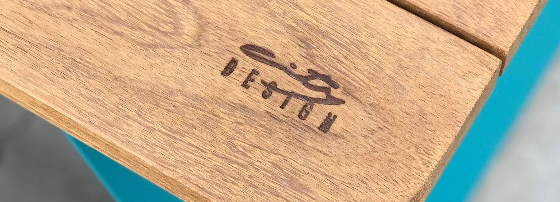 Wave Picnic Table