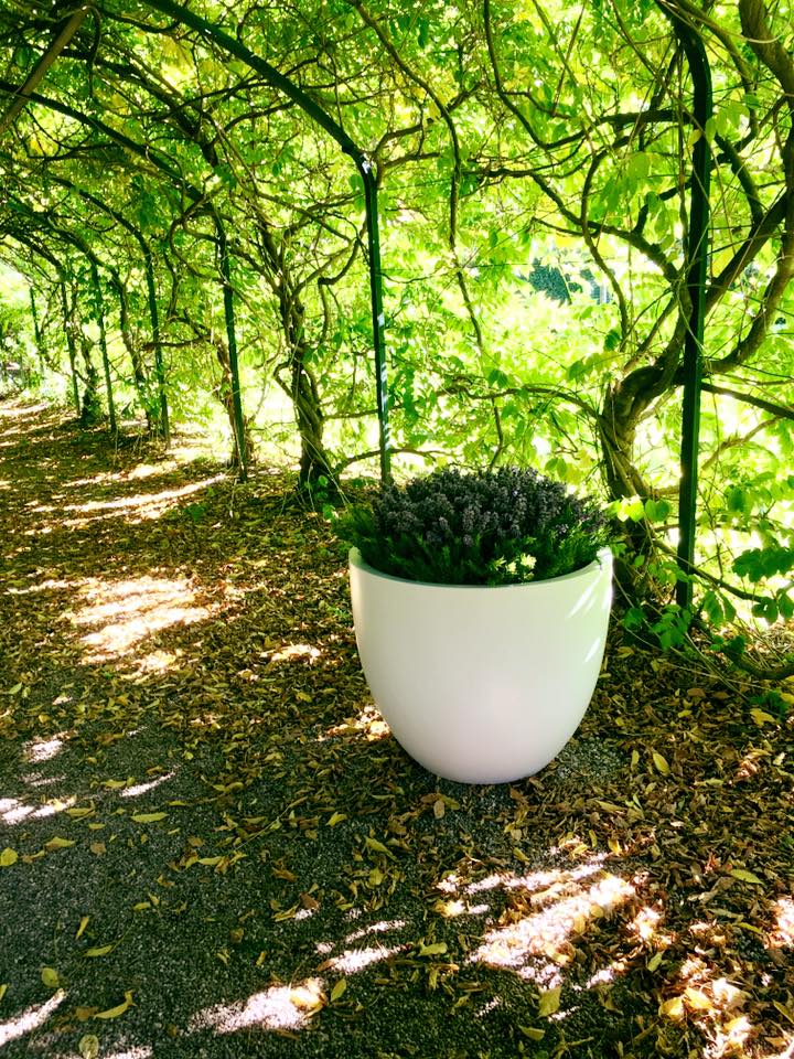 Drawbell Planter
