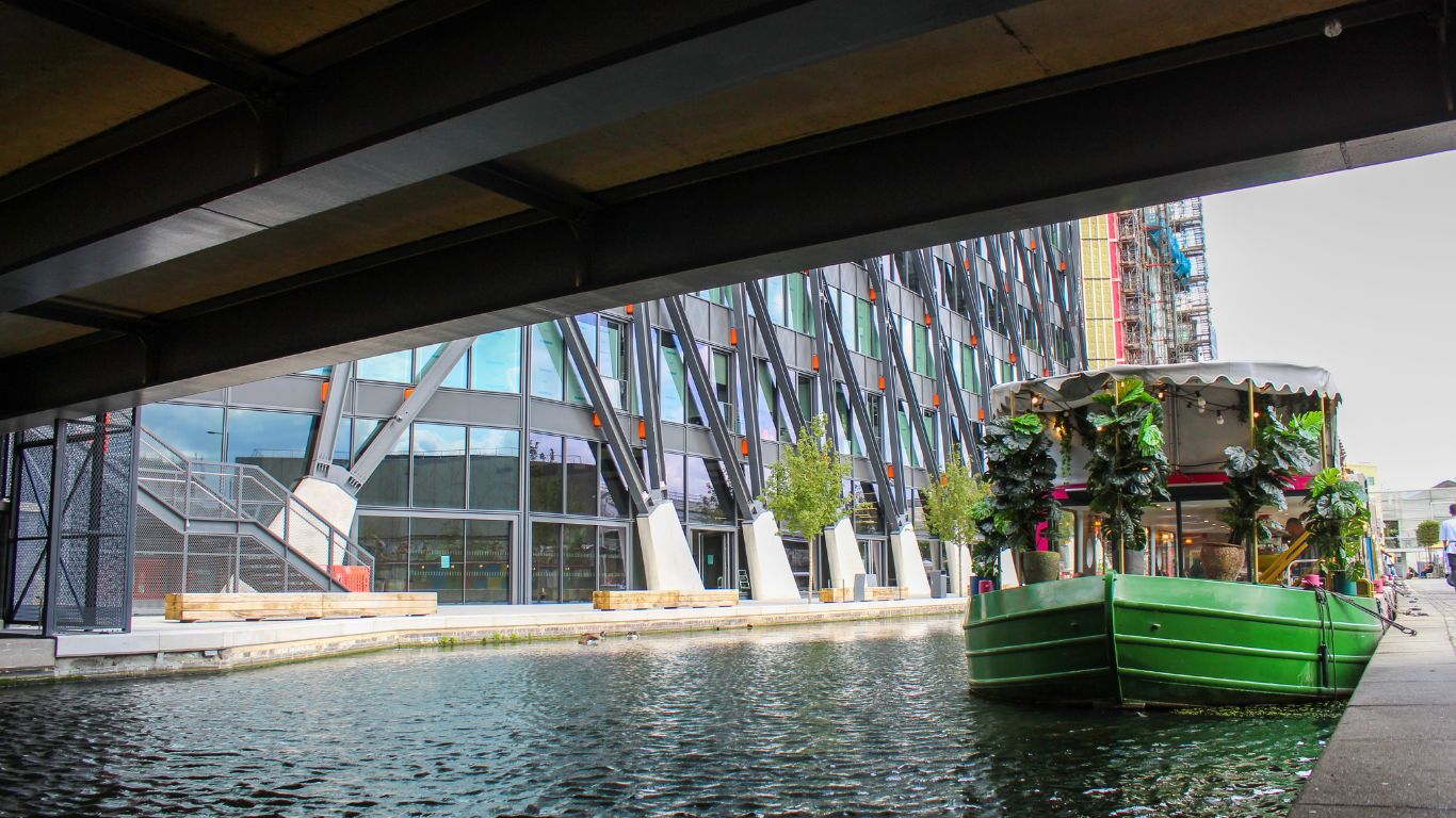 Paddington Brunel Canalside Walk, London