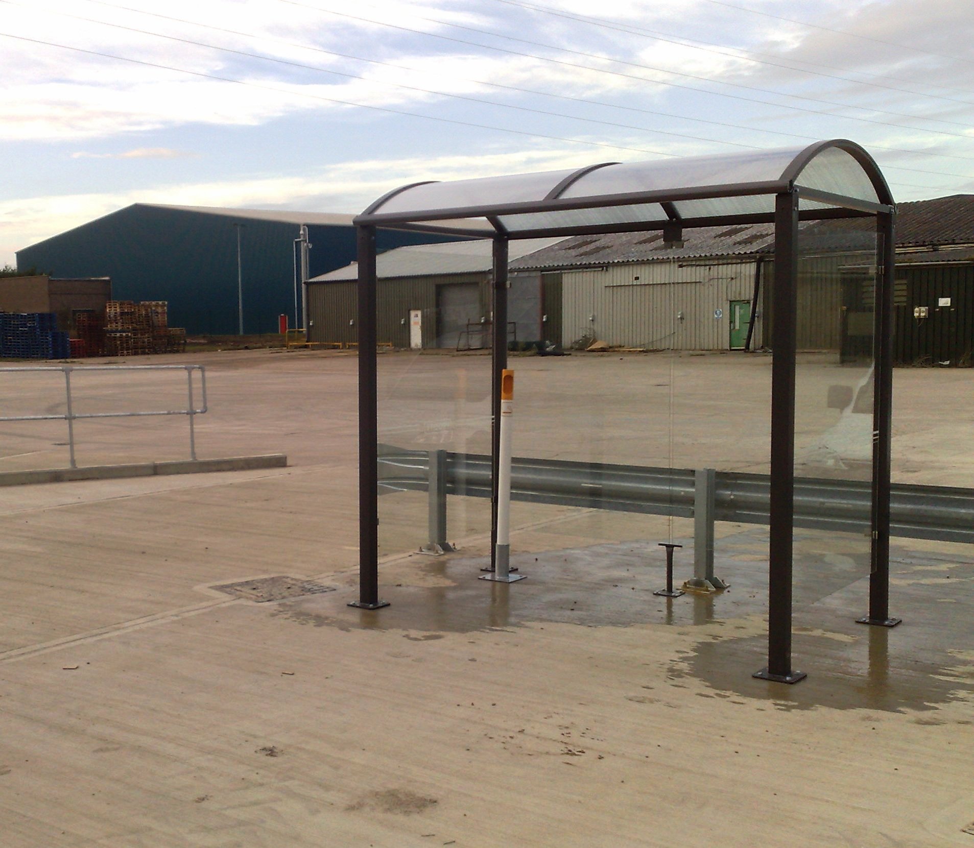 Classic Smoking Shelter