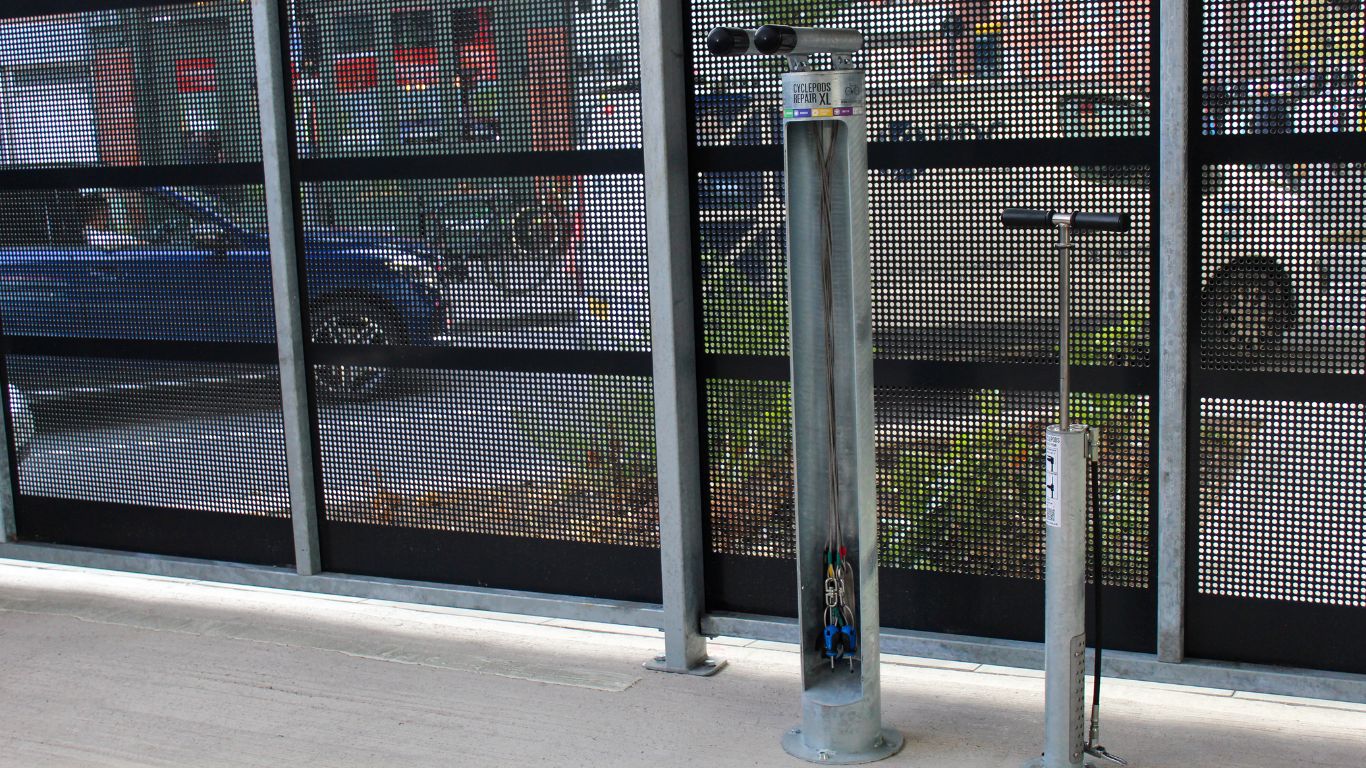 Hammersmith Cycle Hub, London
