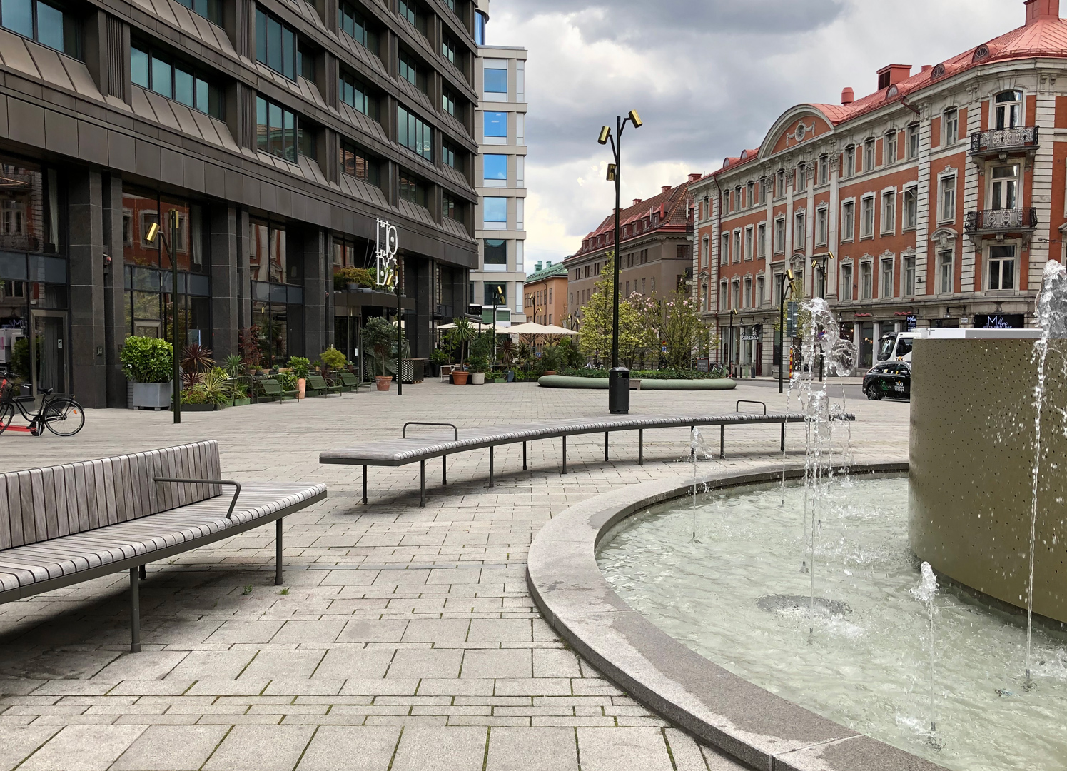 Klara Seating