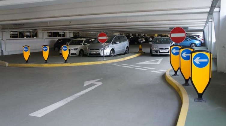 3Sixty Reflective Self-Righting Bollard