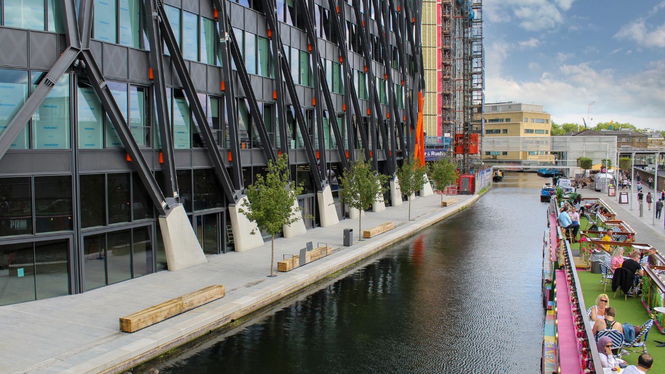 Paddington Brunel Canalside Walk, London