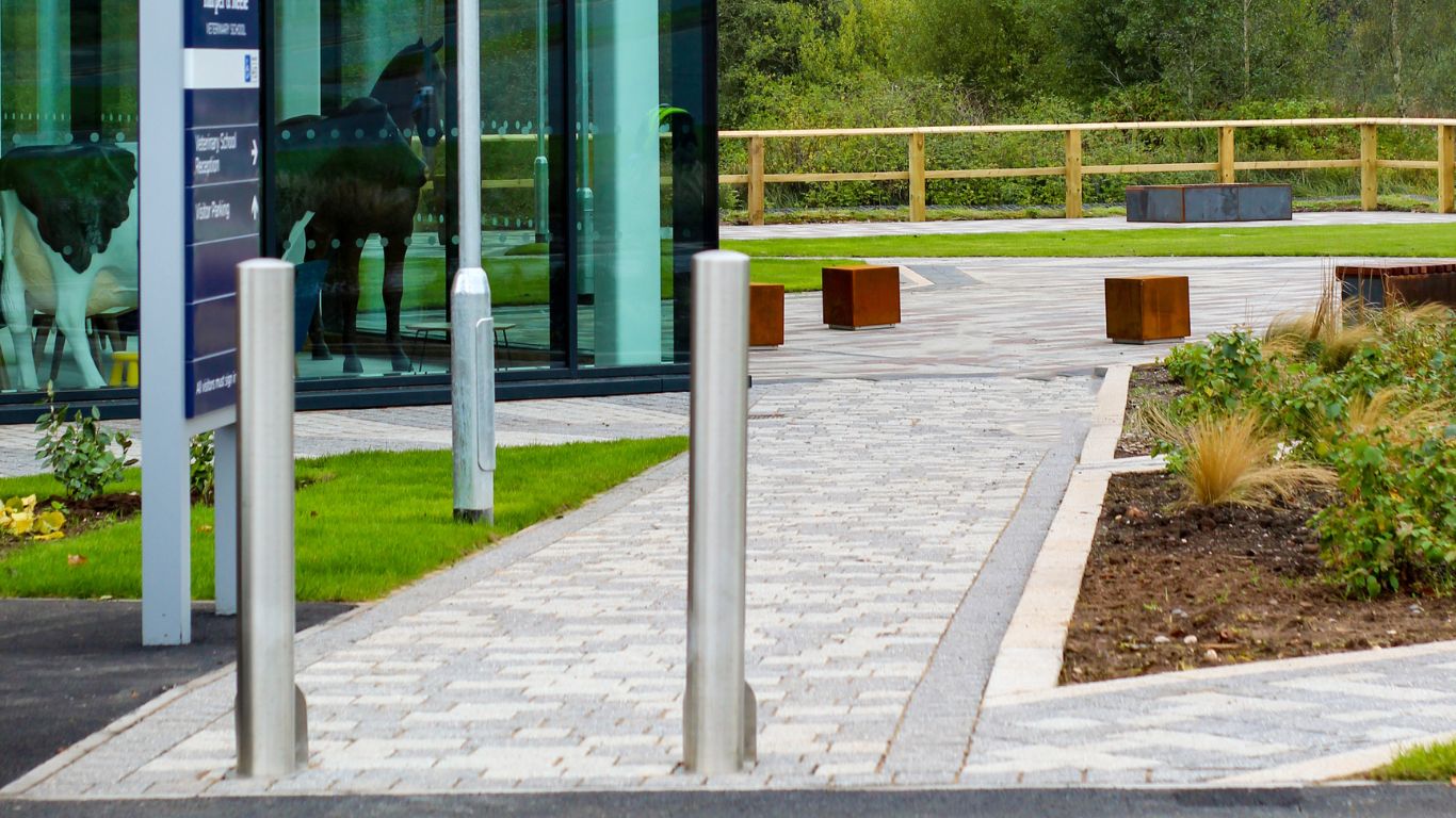 Harper & Keele Veterinary School, Staffordshire