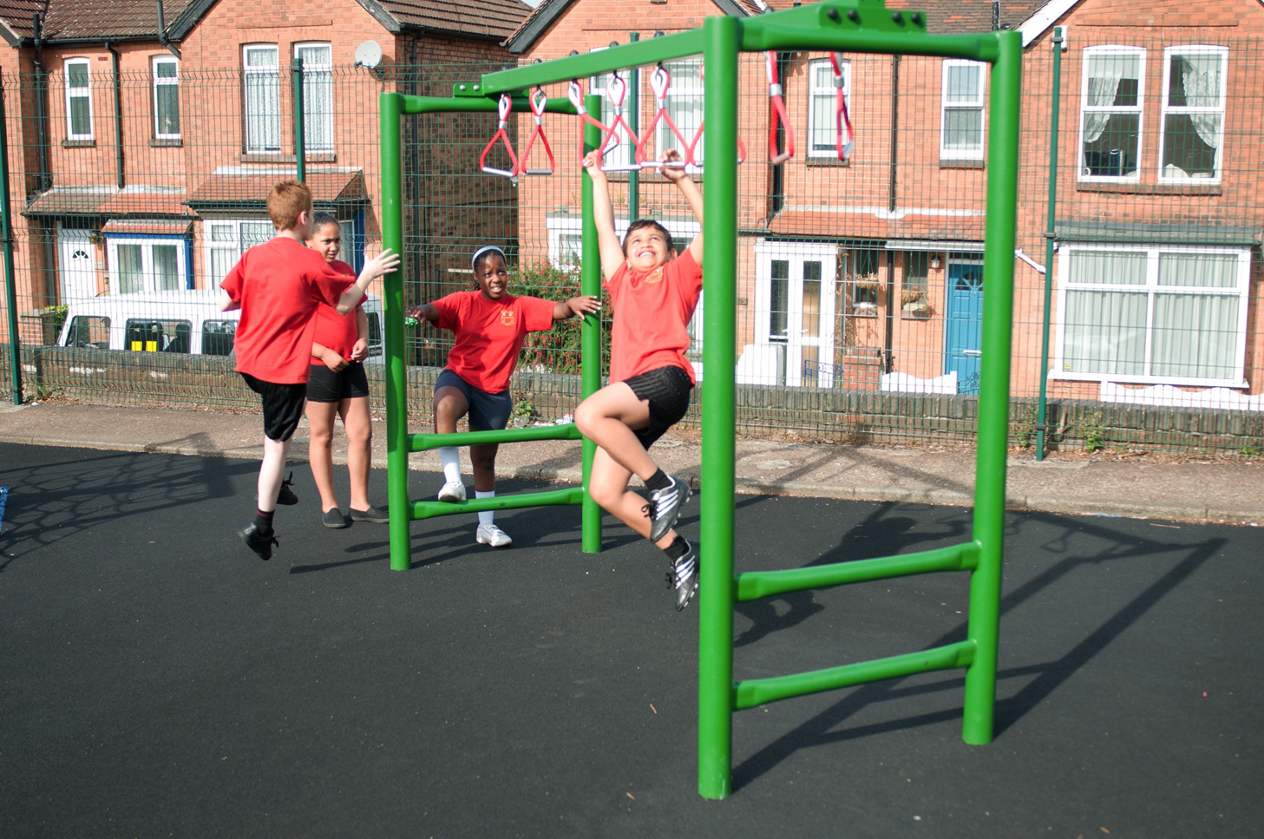 Trapeze Monkey Bars (H Frame)