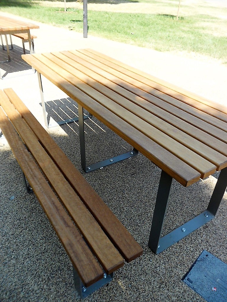 Brunswick Picnic Table