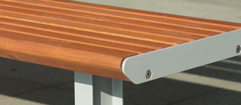Paribus Picnic Table