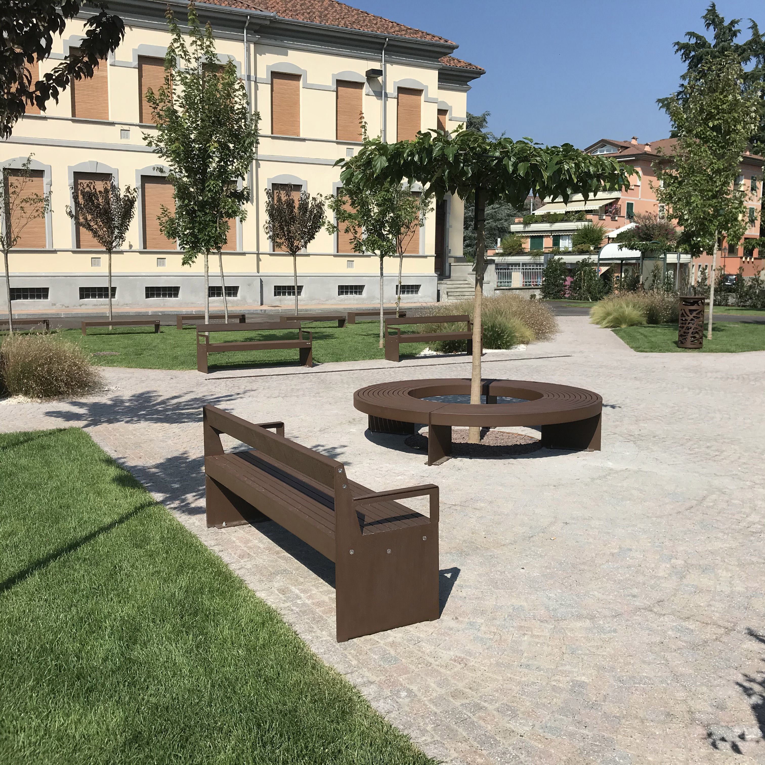 Lena Seating