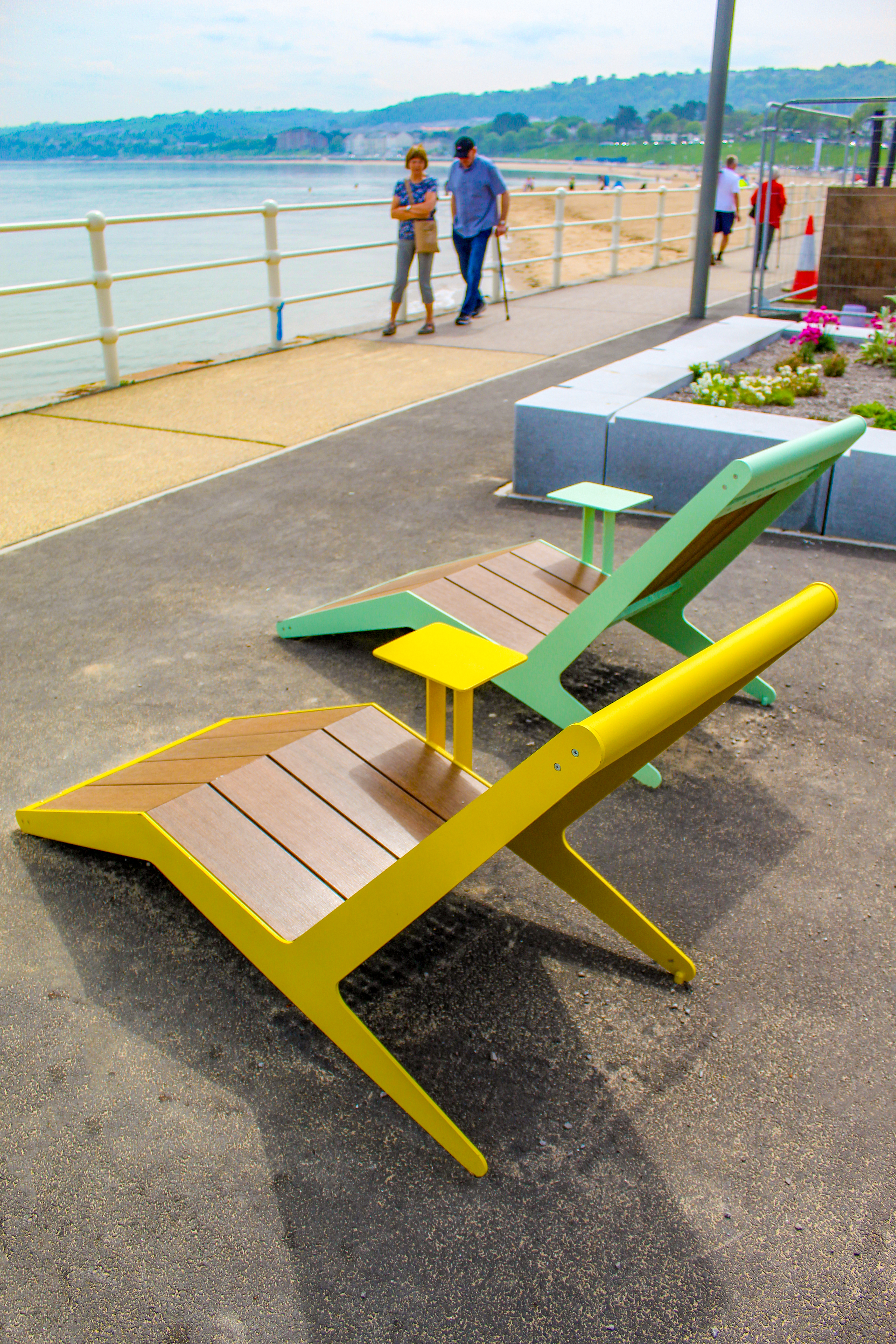 Live Seating