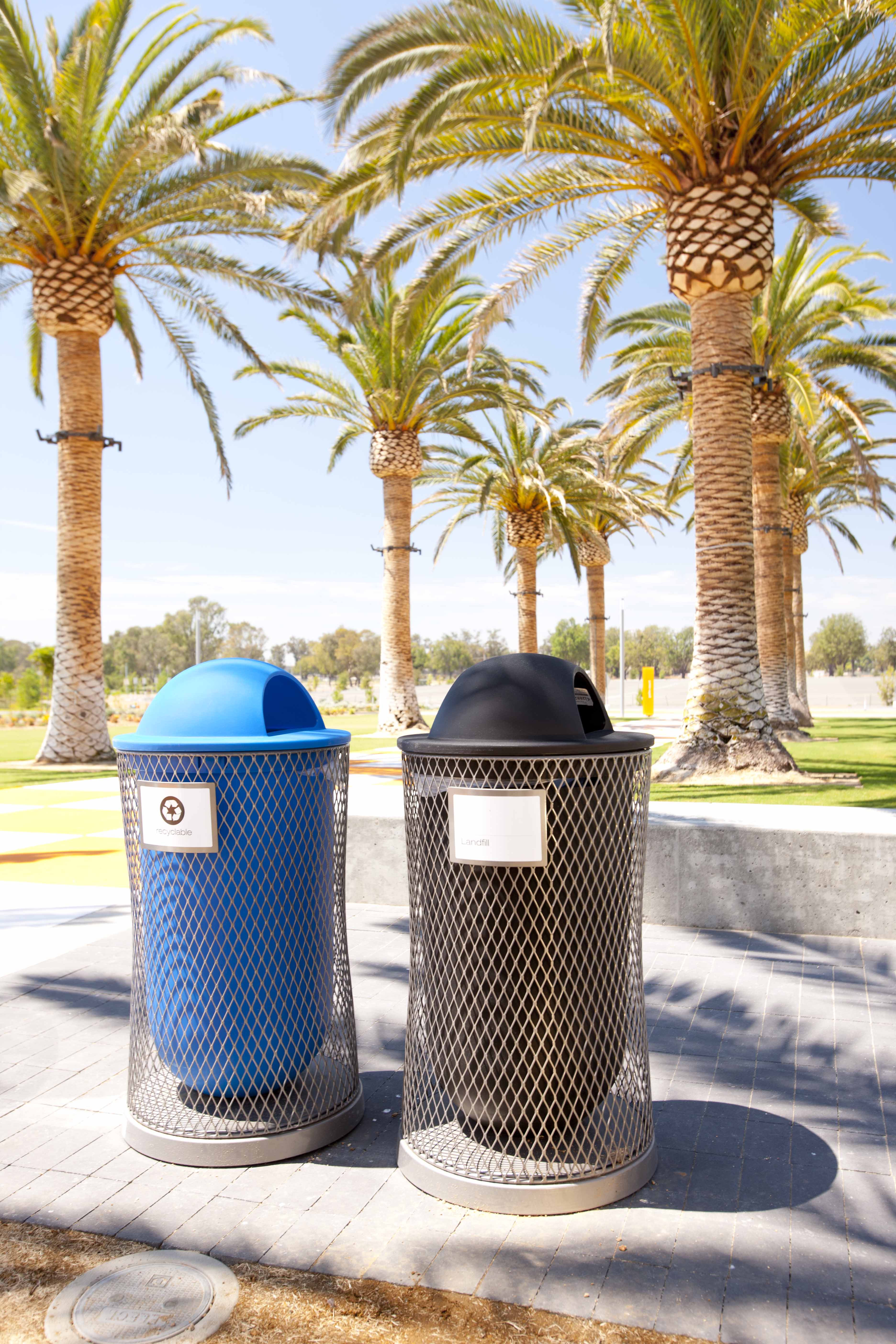 Parc Vue Litter Bin