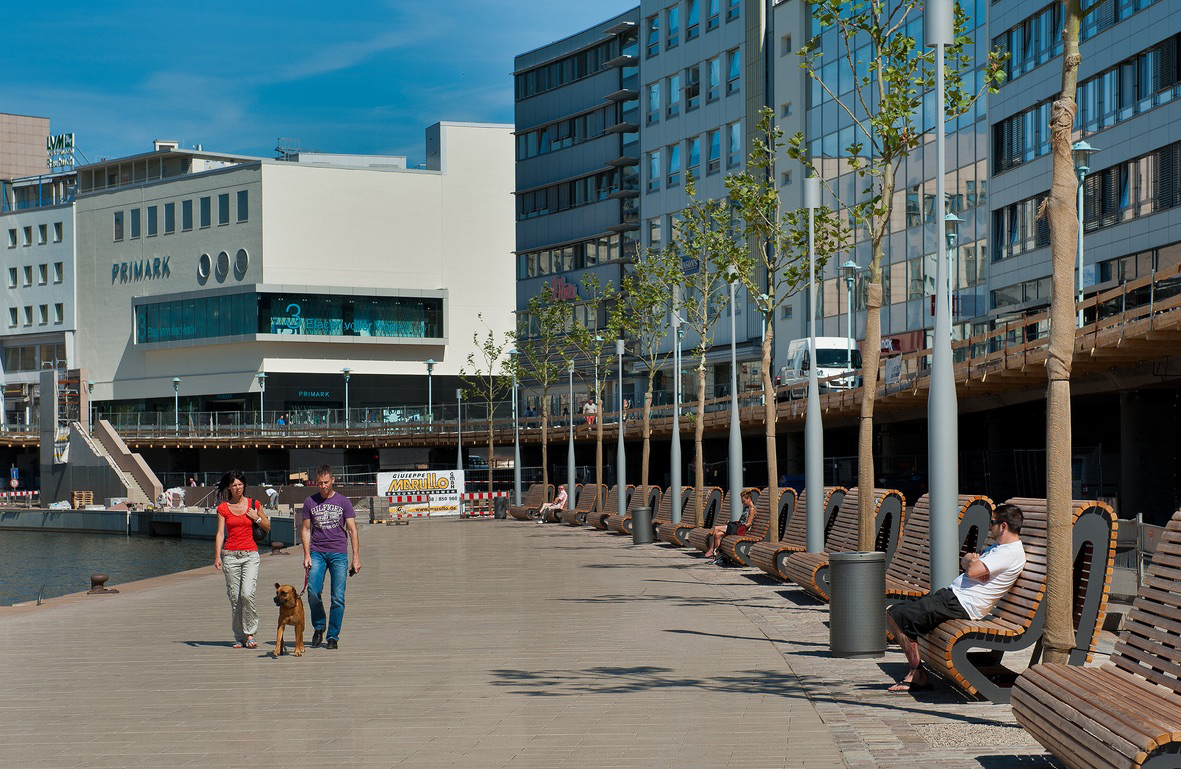 Saarbrucken Seating