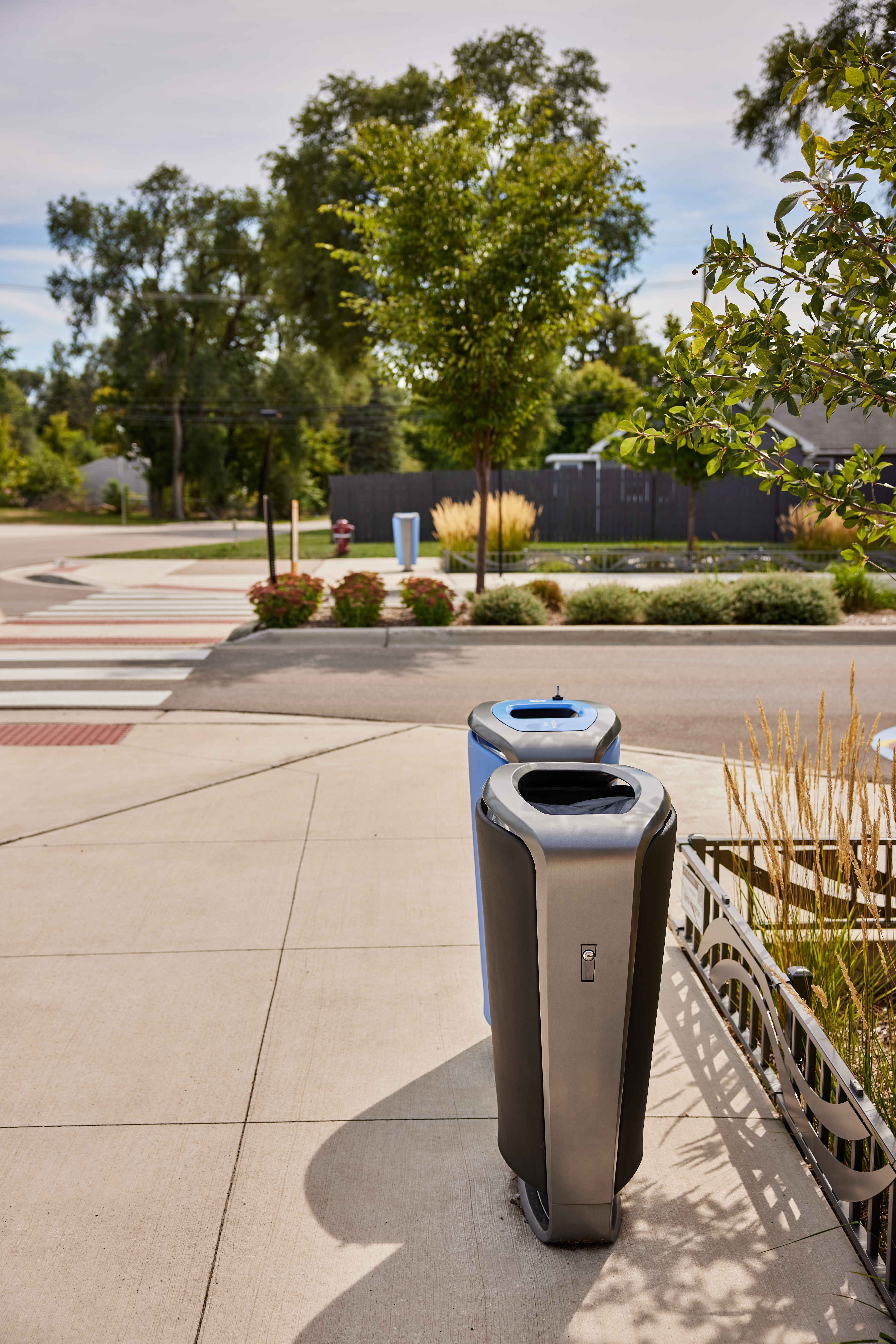 Collect Litter Bin