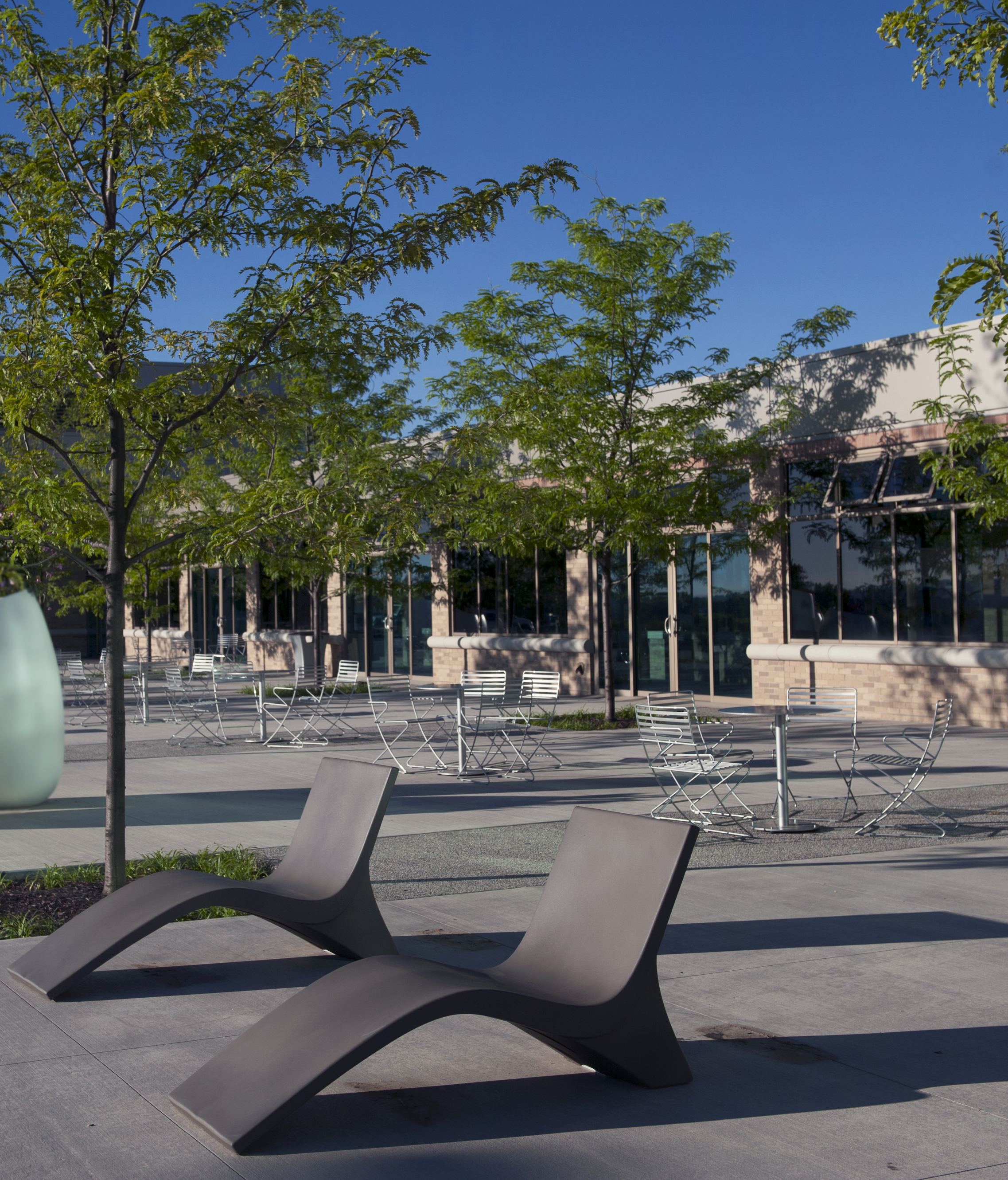 Parc Centre Table