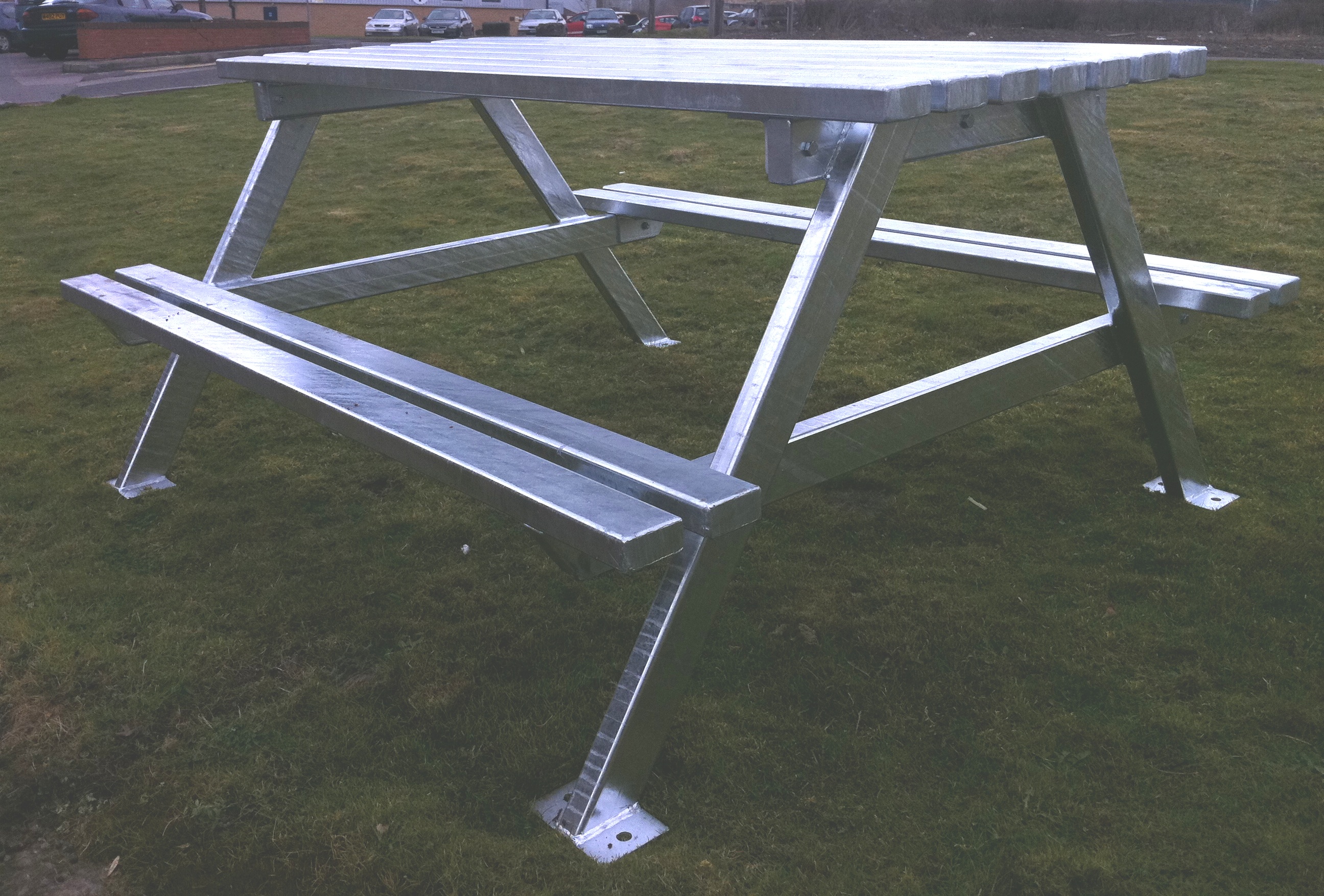Anti Vandal Picnic Set