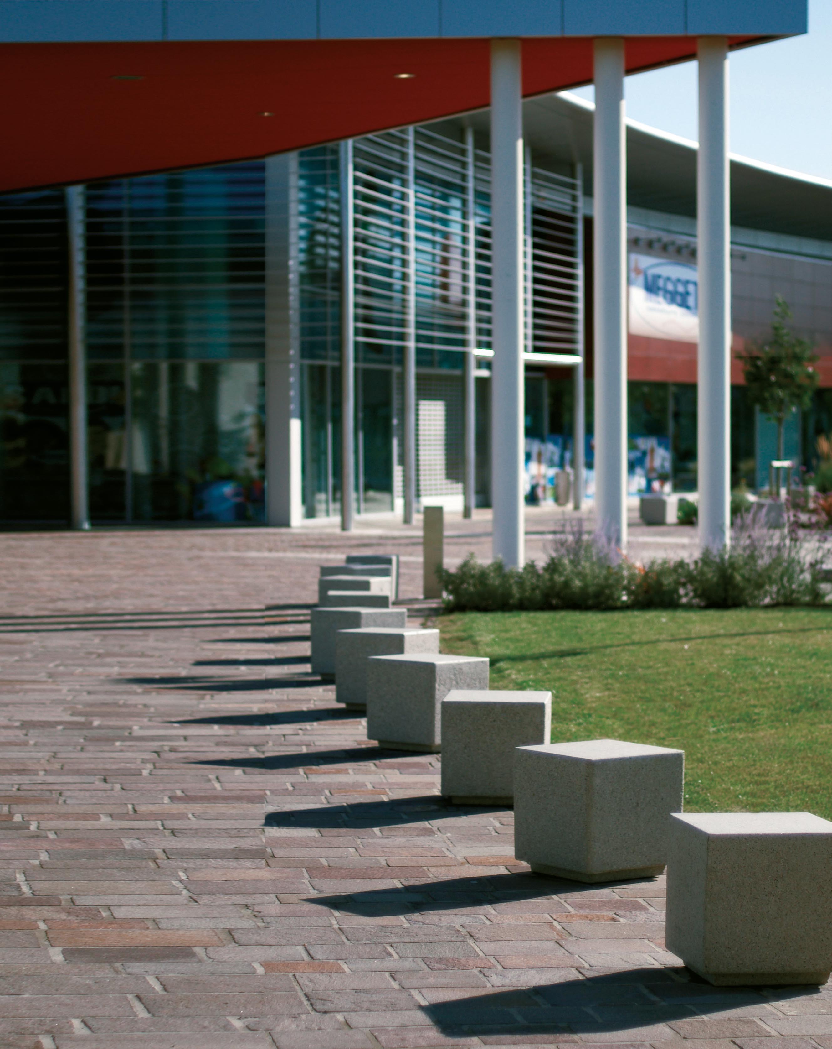 Corallo Bollard